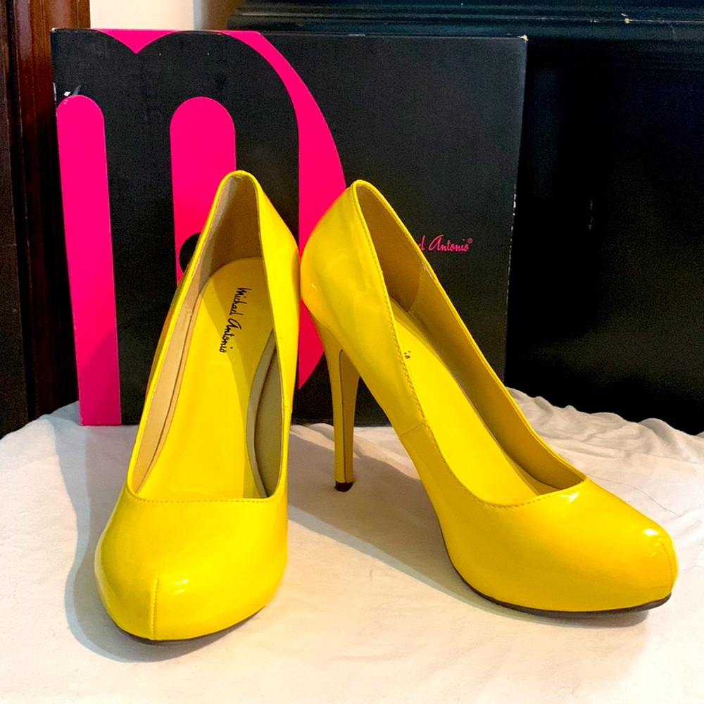 Sz9 Bright Yellow 4.5” Heels